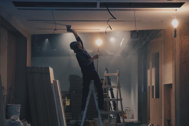 henry-co-180108-unsplash home improvement repair expert